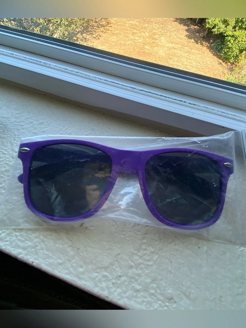 No brand bold purple